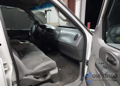 2002 Ford F-150 Lariat/Xlt from USA, damaged, VIN 1FTRW07L22KB90803